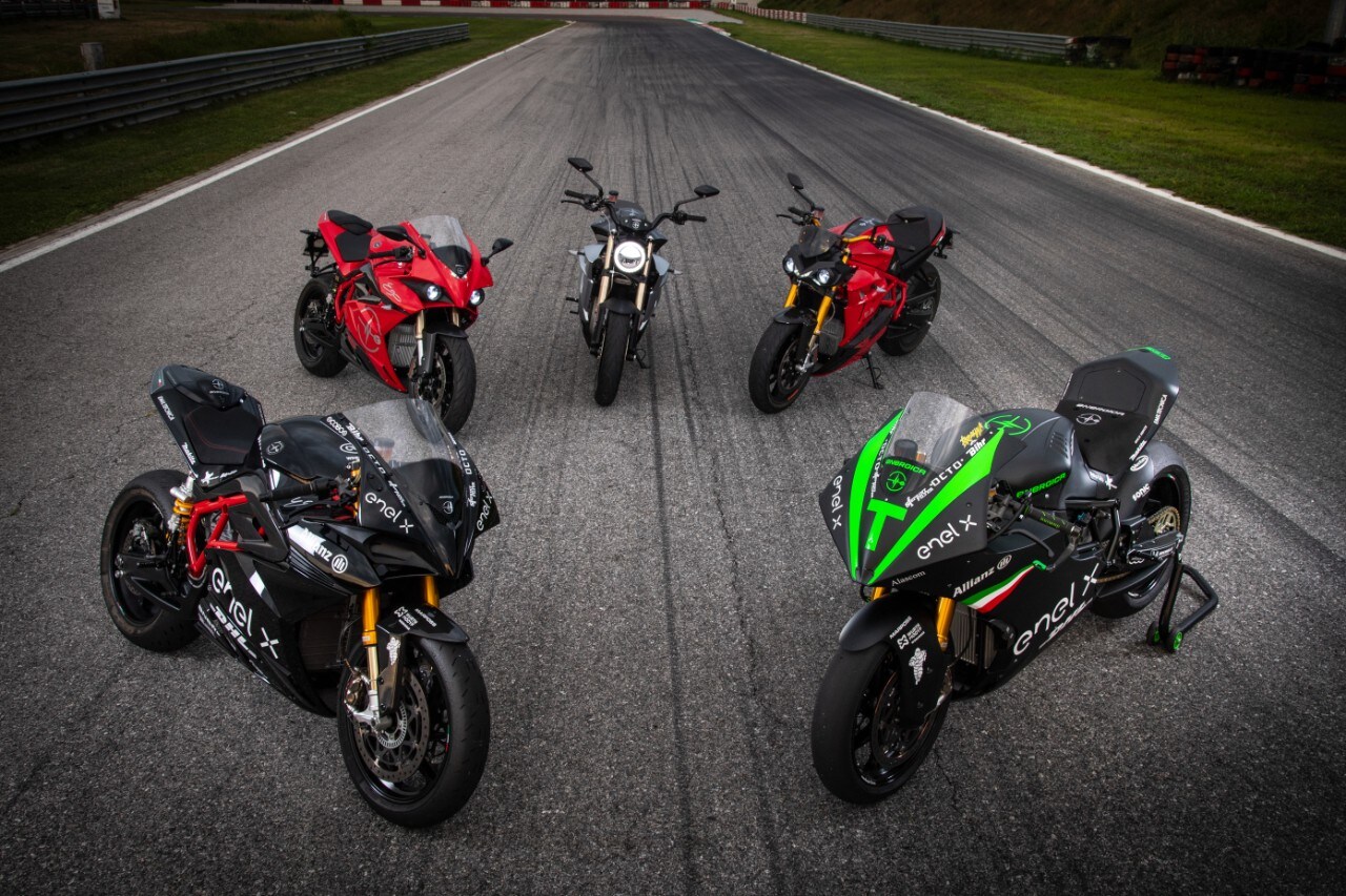 Energica e Total insieme per le colonnine di ricarica